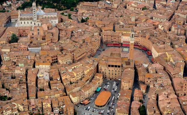 Die Stadt des Palio aus unserer Sicht 