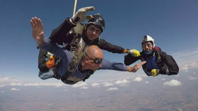  Tandem jump with video 
