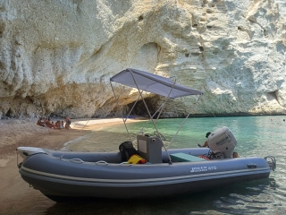 Alquiler de embarcación auxiliar en Vieste 4 horas