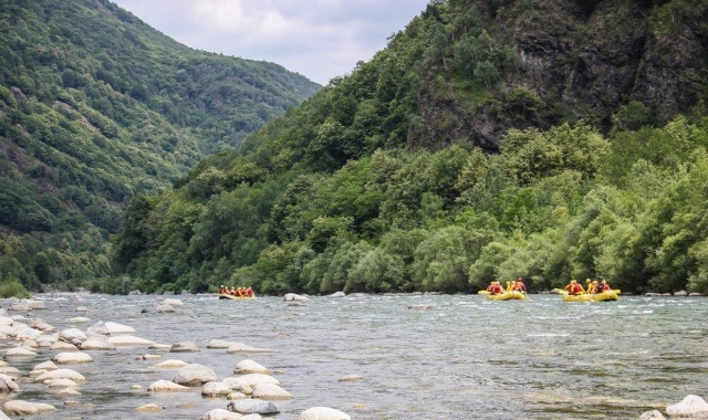  Paseo en canoa por el río Sesia 