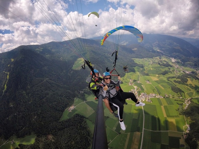  Lasst uns alle zusammen fliegen 