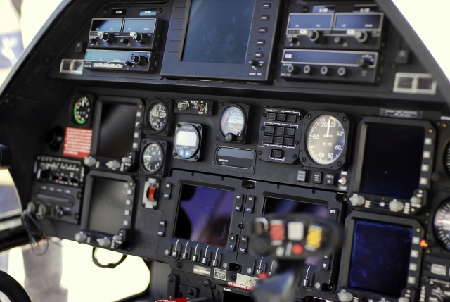  Controles del helicóptero