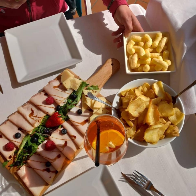  Halten Sie für einen Snack an 