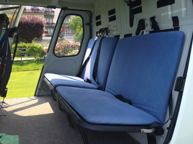 Intérieur de l'hélicoptère 