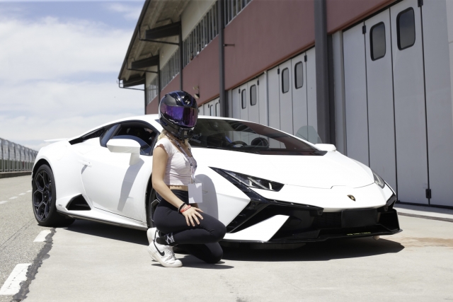2 laps in a Lamborghini Evo at the Autodromo Vallelunga