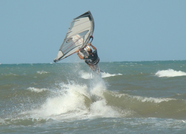 p-64237-windsurf_15796972046709.jpg
