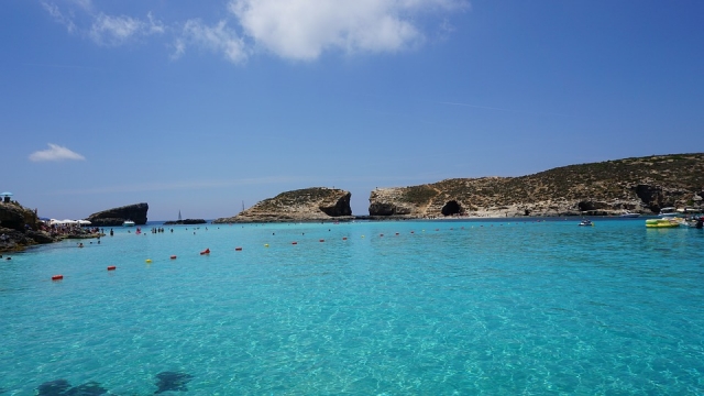  The splendid Blue Lagoon 