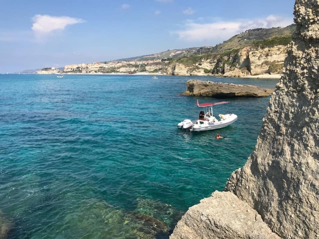  En medio del mar de Calabria 