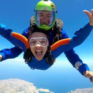 Salto en paracaídas con foto o vídeo en Siracusa 1 hora