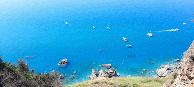  从里佐海岸俯瞰 