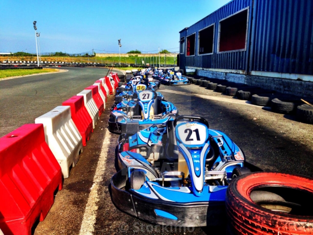 Gokart auf der Strecke 