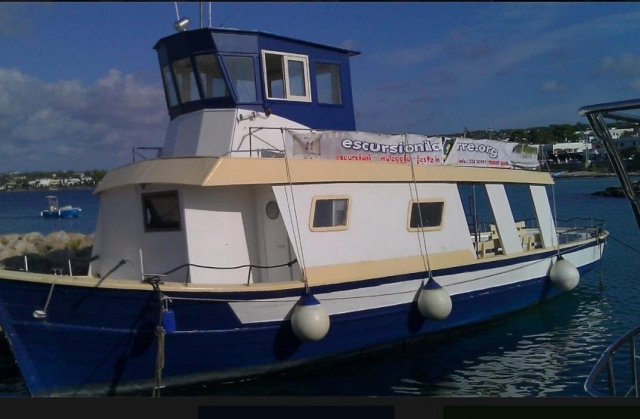  Holzboot 