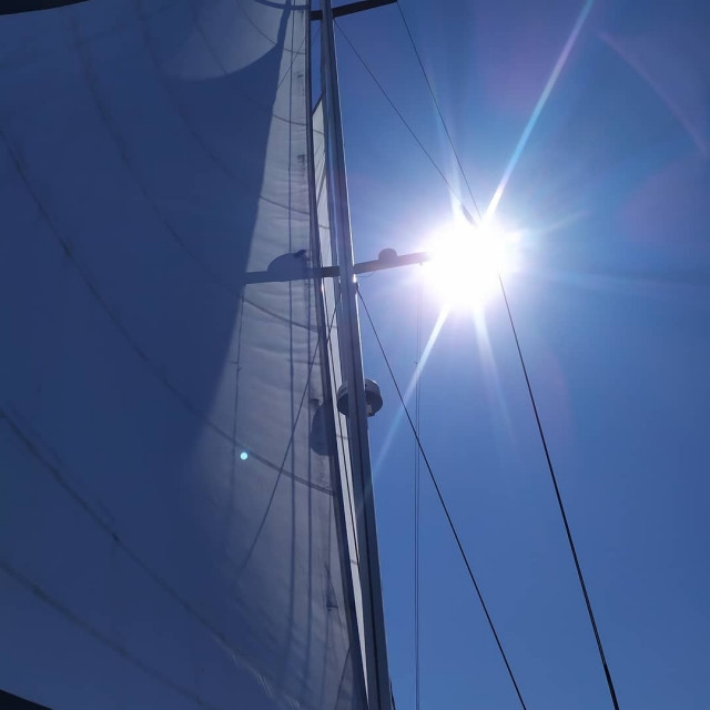 Vela pronta per salpare