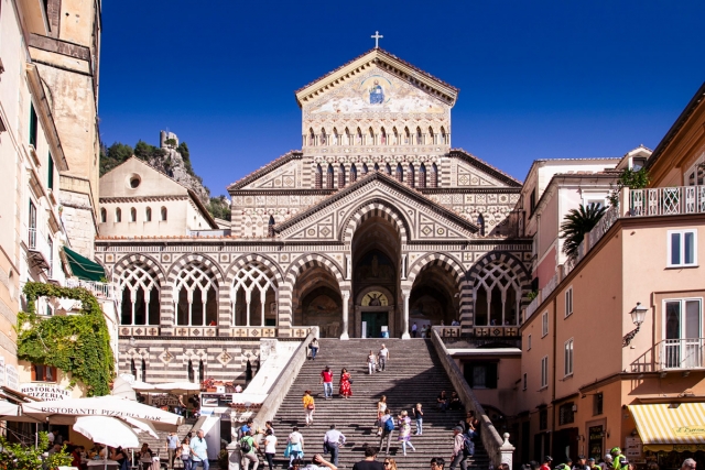 Fachada-de-la-Catedral-de-Amalfi 