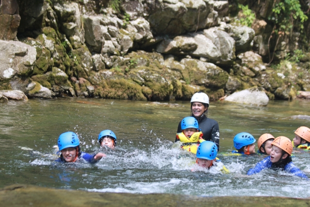  Gruppe im Wasser!