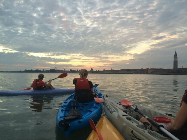  Au crépuscule 