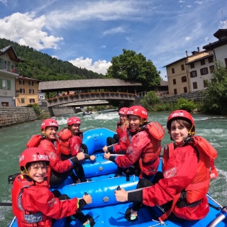 Rafting per famiglia sul fiume Noce di 2 ore