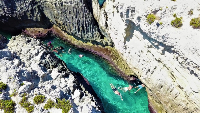  Riaci-Bucht im Kanal 