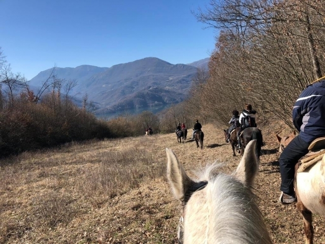 passeggiata in sella