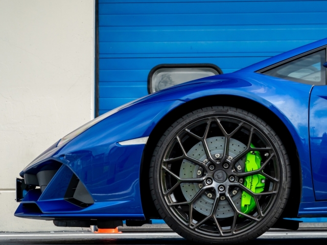  Detalhe da roda Lamborghini