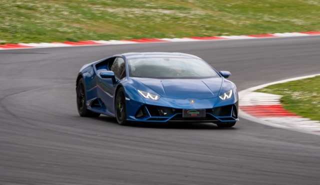  Lamborghini Huracan 2 