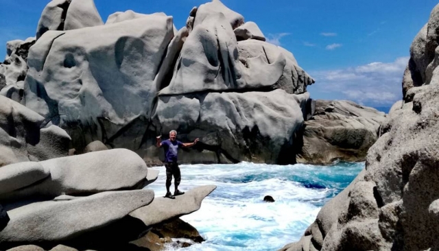 Trekking a Tavolara