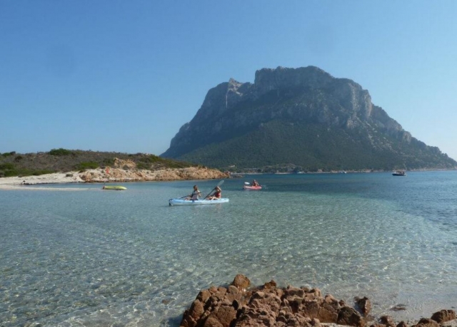 scopri l'isola in kayak