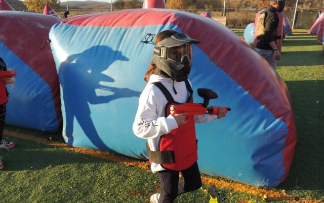 bimbi a paintball