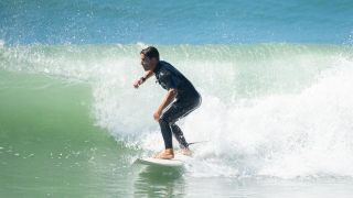 1 hour surf lesson in Catania
