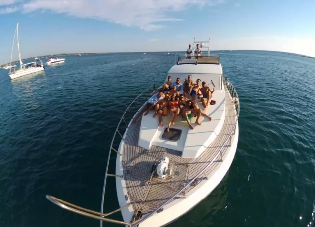  Unsere Yacht mieten 