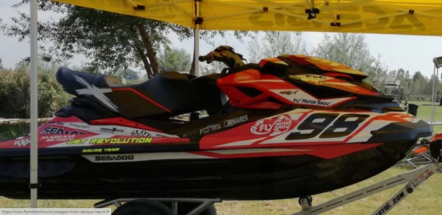  Moto de agua nueva 