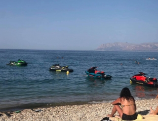 Jetski Pro 230 am Strand von Guidaloca 15 Min