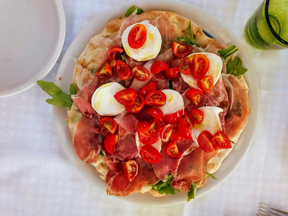  Traditional aperitif 