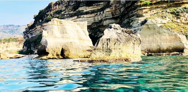  Calabrian coast 