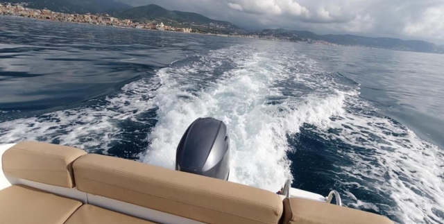  Dans l'eau 