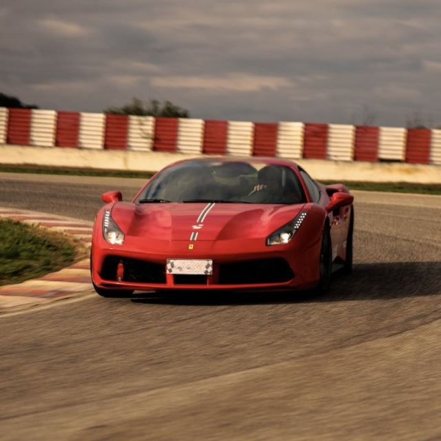  法拉利 458 5