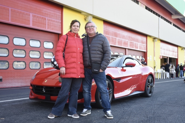 Fahrt im Ferrari 458 Vallelunga Autodrome 2 Stunden