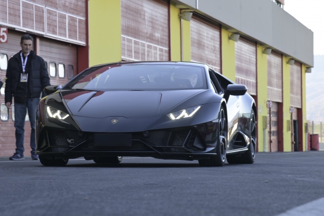 1Tour sur l'autodrome Lamborghini EVO Vallelunga