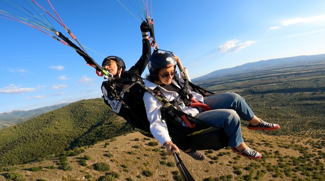 Panoramic paragliding flight in Tivoli 1 hour and a half