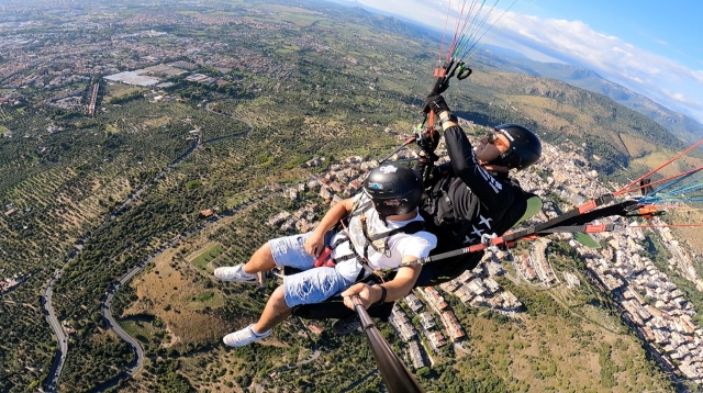 Voo panorâmico de parapente em Rieti 1 hora e meia