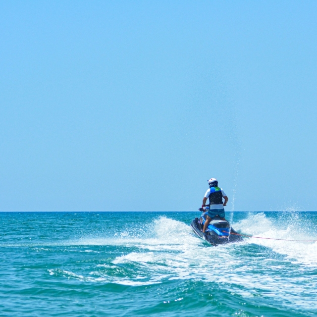  Activités jet ski 