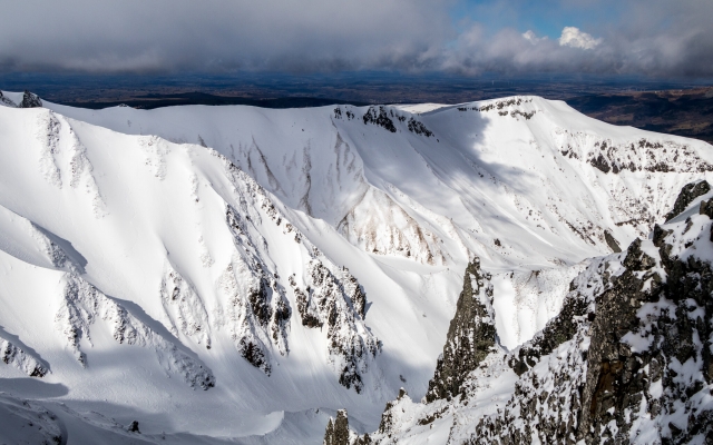  Die Berge im Winter 