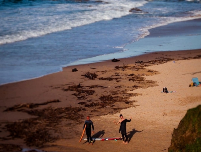  we have fun surfing 