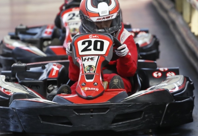 Você também pode viver essa experiência de Kart 