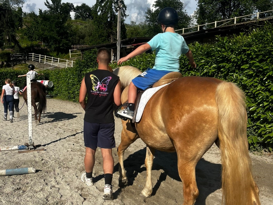  Aula no campo seguida pelos nossos instrutores 