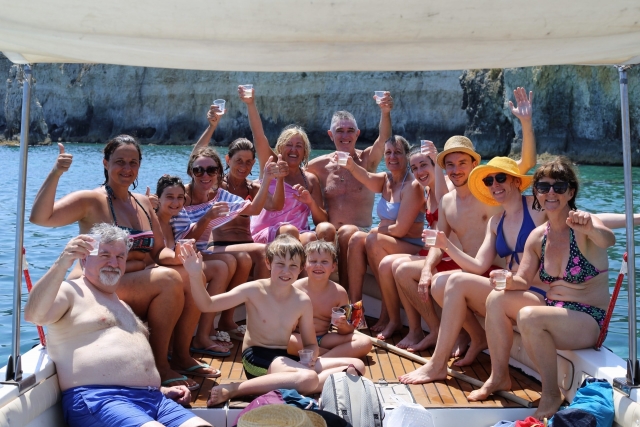  as a family we go on a boat in ortigia 