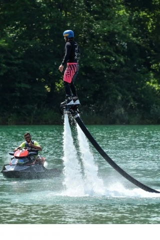 Lezione di Flyboard a Roma di 30 minuti