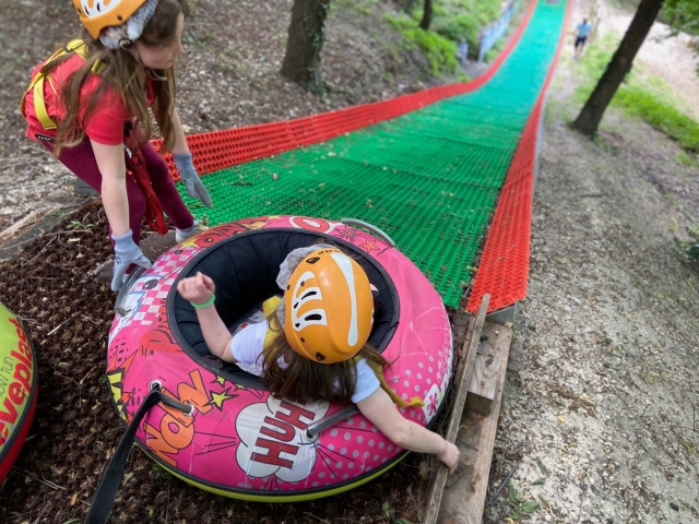  Como eles se divertem em nosso parque de aventura 