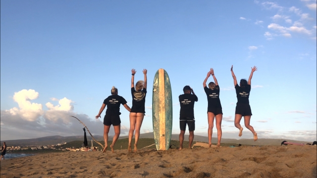 we love surfing and we want to share the love with you 