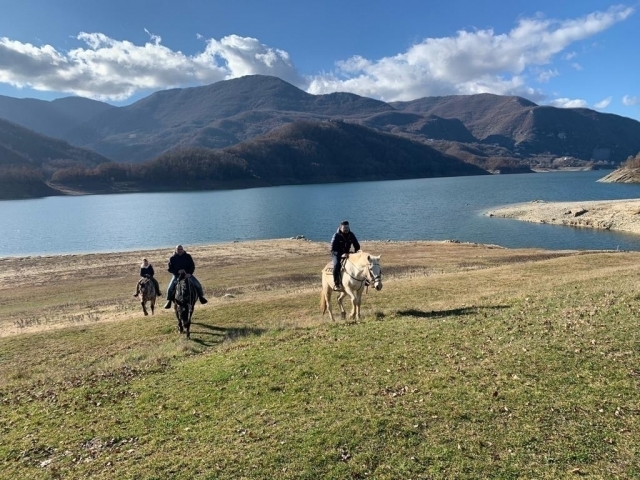 passeggiata al lago del Salto